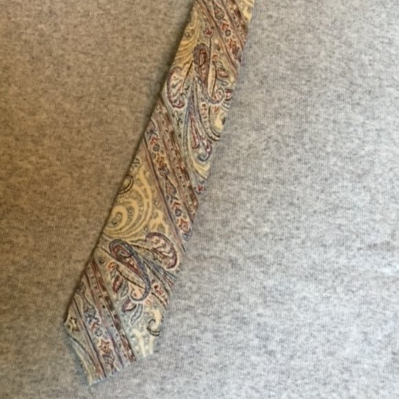 Two Christian Dior Ties - Picture 5 of 5